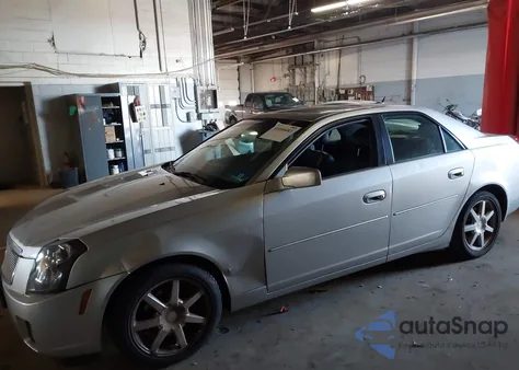 2005 Cadillac Cts Standard z USA, uszkodzony, nr VIN 1G6DP567850220950
